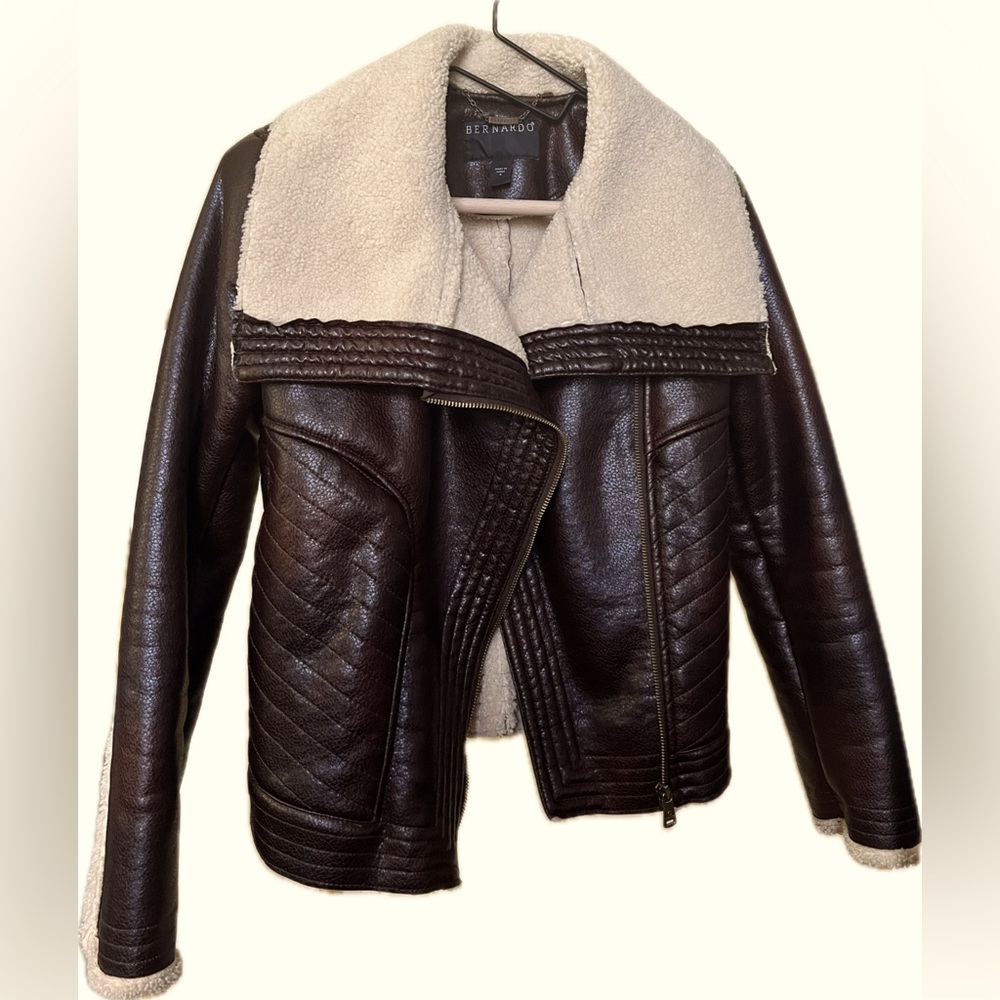 Bernardo faux shearling jacket - never worn! Deep brown  with off white lining